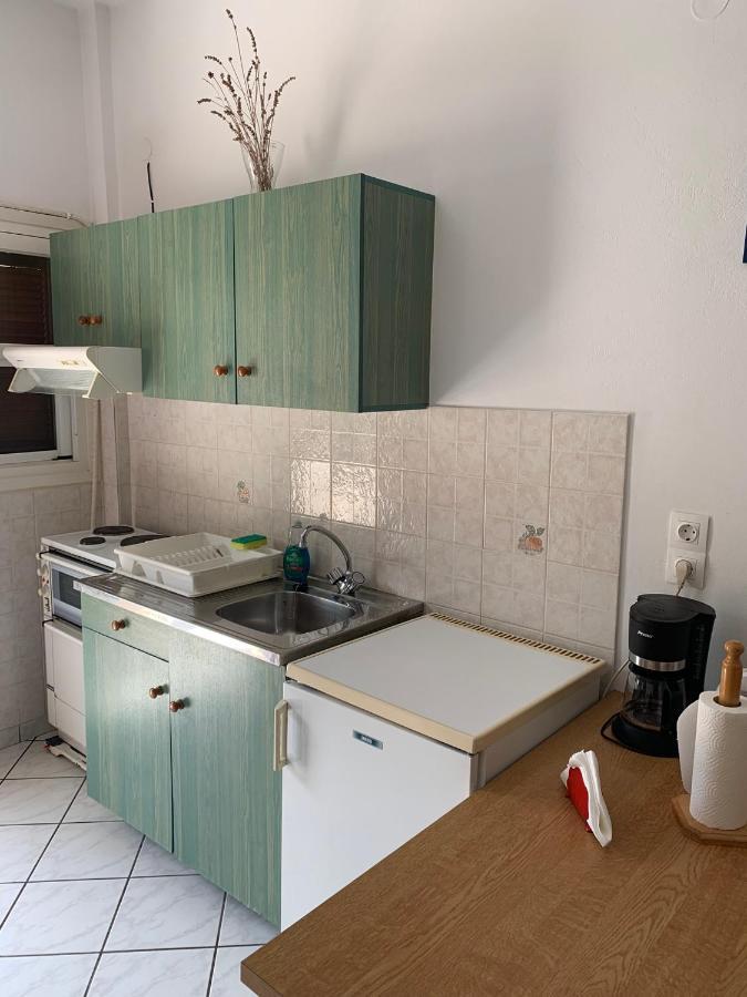 Eleftheria Studios And Apartments 아카라비 외부 사진