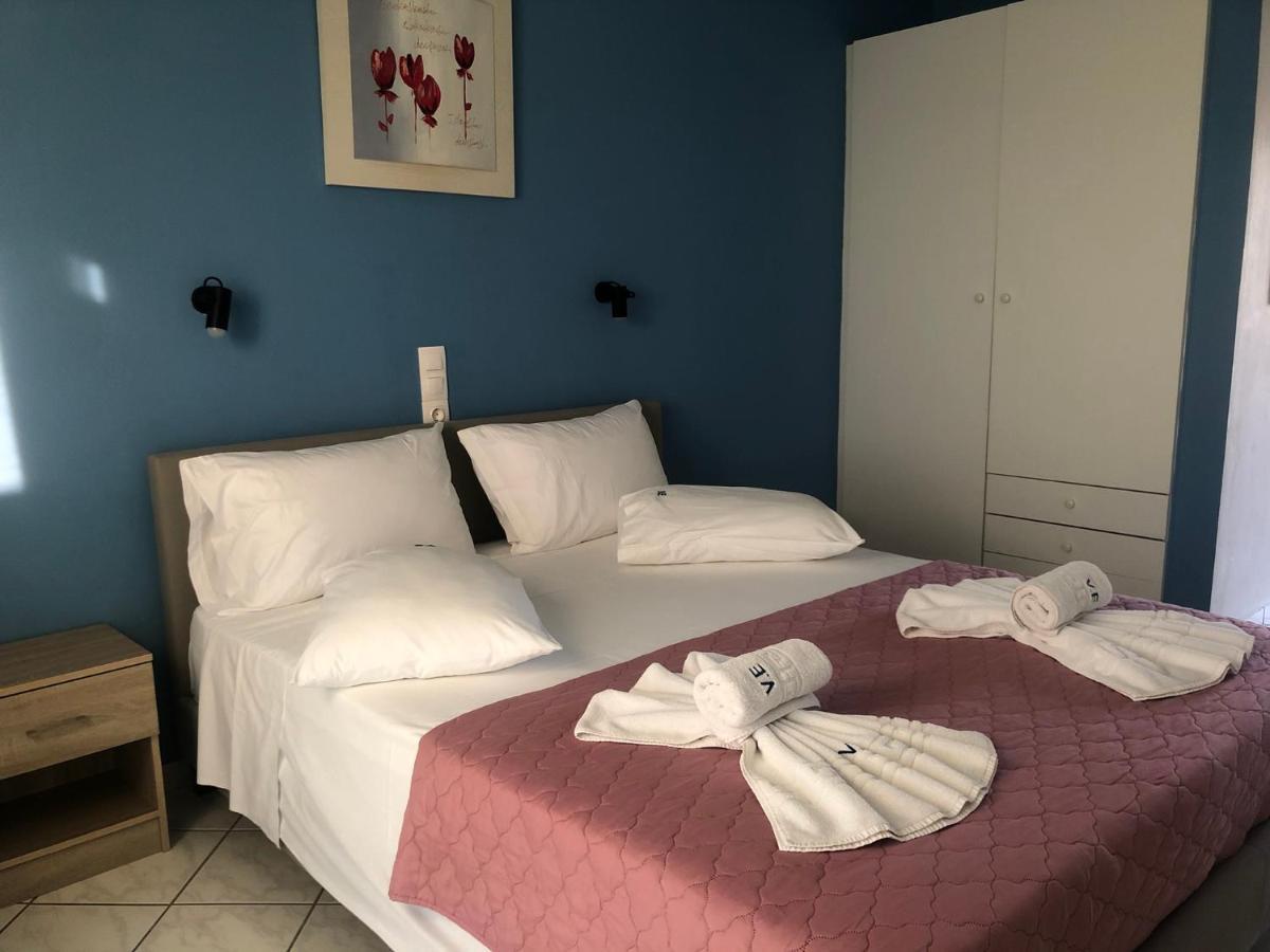Eleftheria Studios And Apartments 아카라비 외부 사진