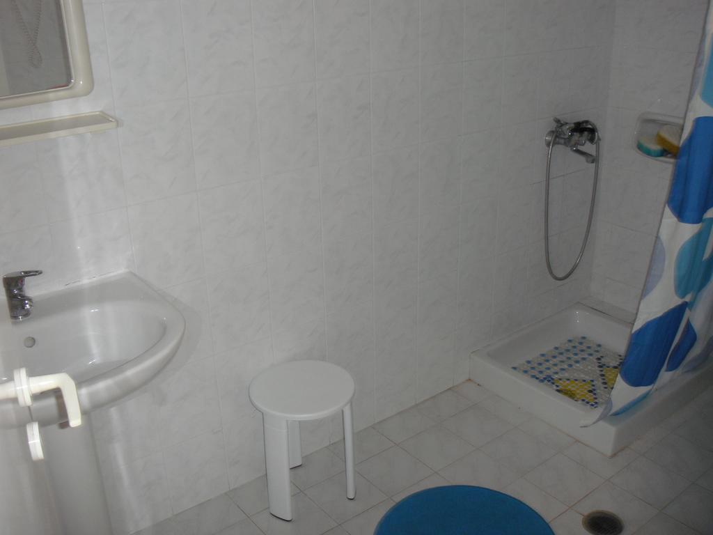 Eleftheria Studios And Apartments 아카라비 객실 사진